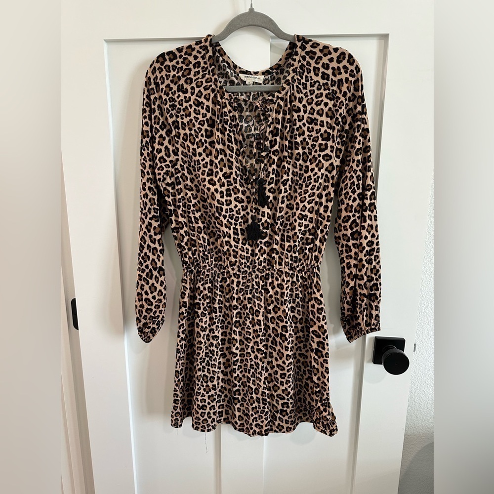 Eesome Women's S Long Sleeve Smocked Waist Mini Dress Tan Cheetah Print Tie Neck